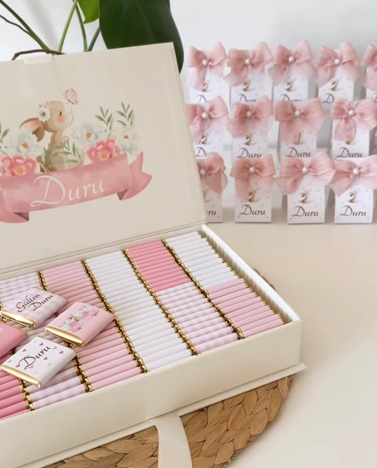 Fiyonk kutuda Hediye Çikolata Kutusu - Görsel 4