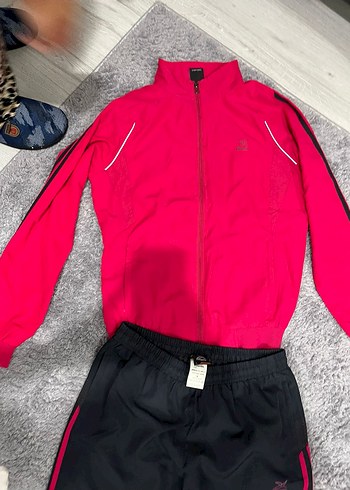 Fermuarlı Pembe Üst ve Siyah Alt Kadın Eşofman Takımı kinetix - Görsel 4