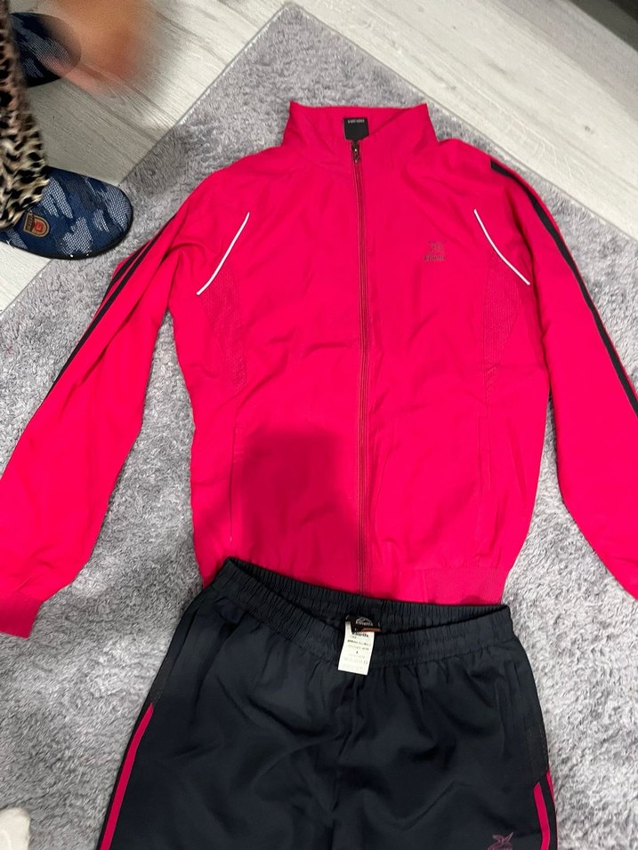 Fermuarlı Pembe Üst ve Siyah Alt Kadın Eşofman Takımı kinetix - Görsel 4