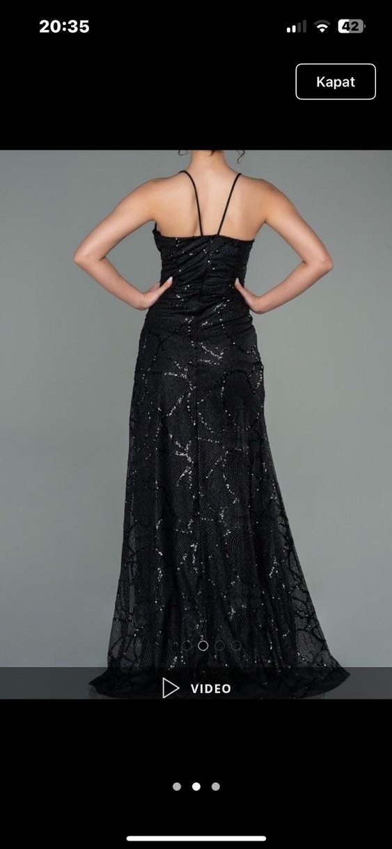 Siyah Yılan Desenli Uzun Drapeli Abiye Elbise - Görsel 2