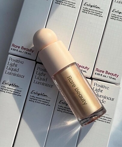 Rare Beauty Sıvı Highlighter