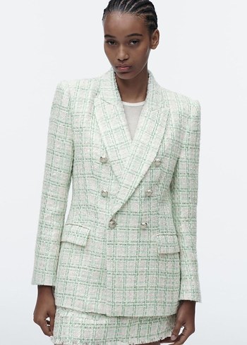 Dokulu kruvaze düğmeli blazer Zara