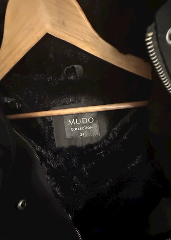 Siyah Kürklü Midi Kadın Mont - Görsel 3