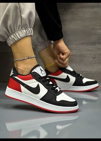 Air Jordan Low 