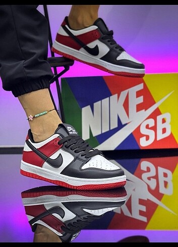 Nike Dunk Low