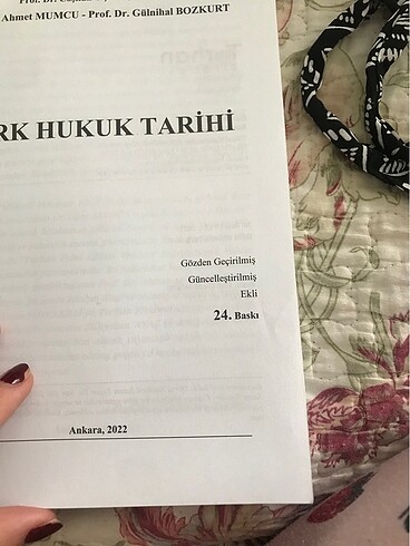  Beden Renk Türk Hukuk Tarihi coşkun üçok ahmet mumcu gülnihal bozkurt