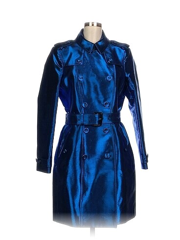 Burberry Trenchcoat %70 İndirimli.