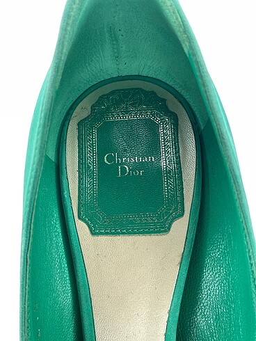 36 Beden yeşil Renk Dior Stiletto %70 İndirimli.