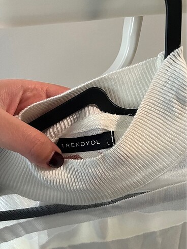 l Beden Trendyol beyaz triko