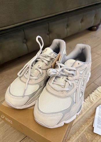 40 Beden Asics Beyaz Kadın Spor Ayakkabı