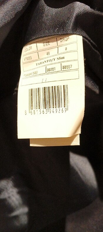 Cacharel yün yelek  İtalyan markası  - Görsel 7