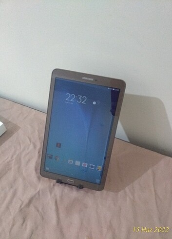 Galaxy tab E