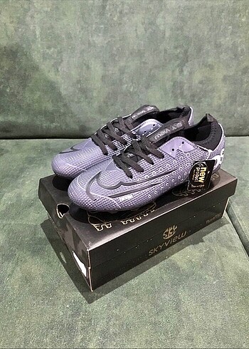 Nike Erkek Çoraplı Gri Krampon
