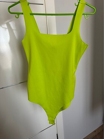 yeşil neon body