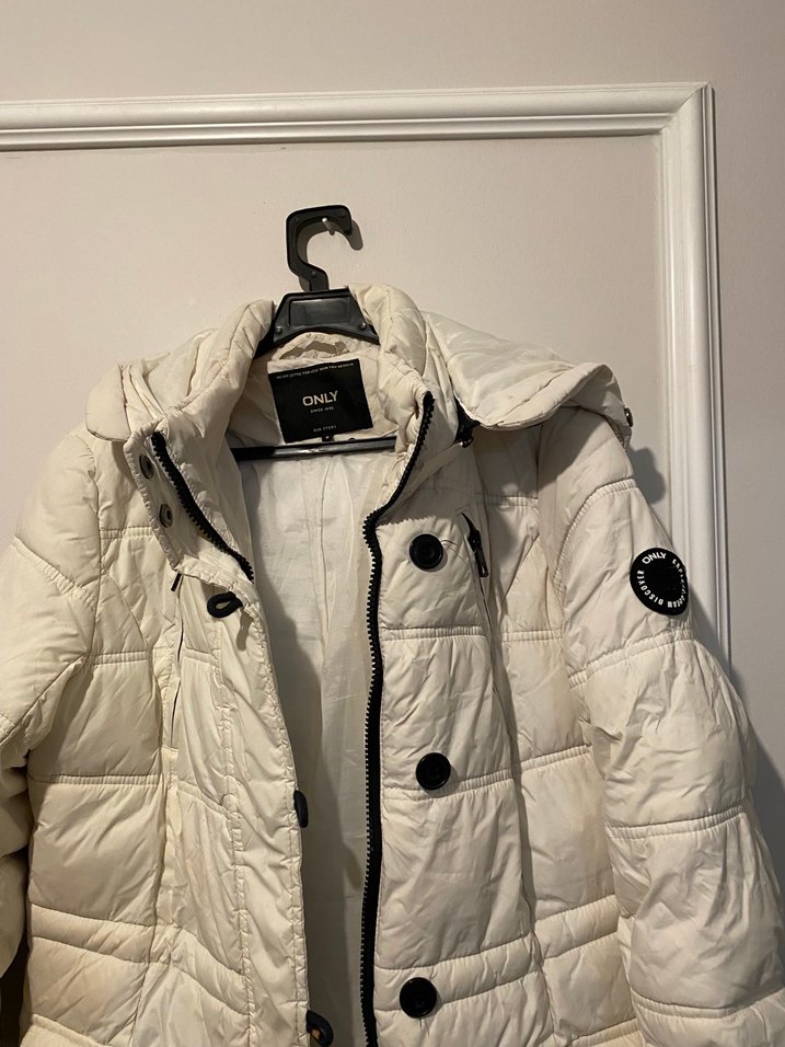 Düğmeli Beyaz Midi Kadın Mont - Görsel 2