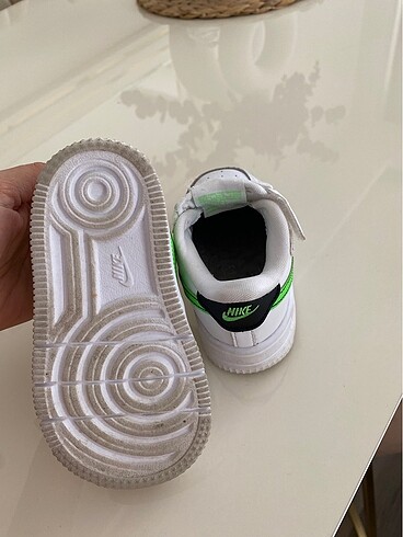 23 Beden beyaz Renk Orjinal nike çocuk ayakkabısı