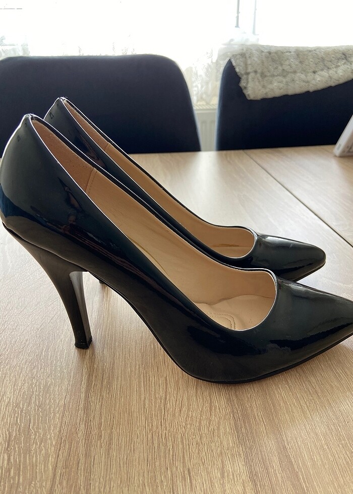 Topuklu ayakkabı - Görsel 2