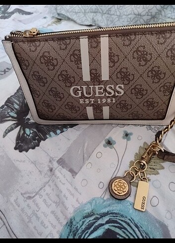 Beden Orijinal guess yeni sezon çanta