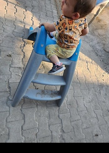 Mavi ve Gri Çocuk Kaydırağı - Görsel 2