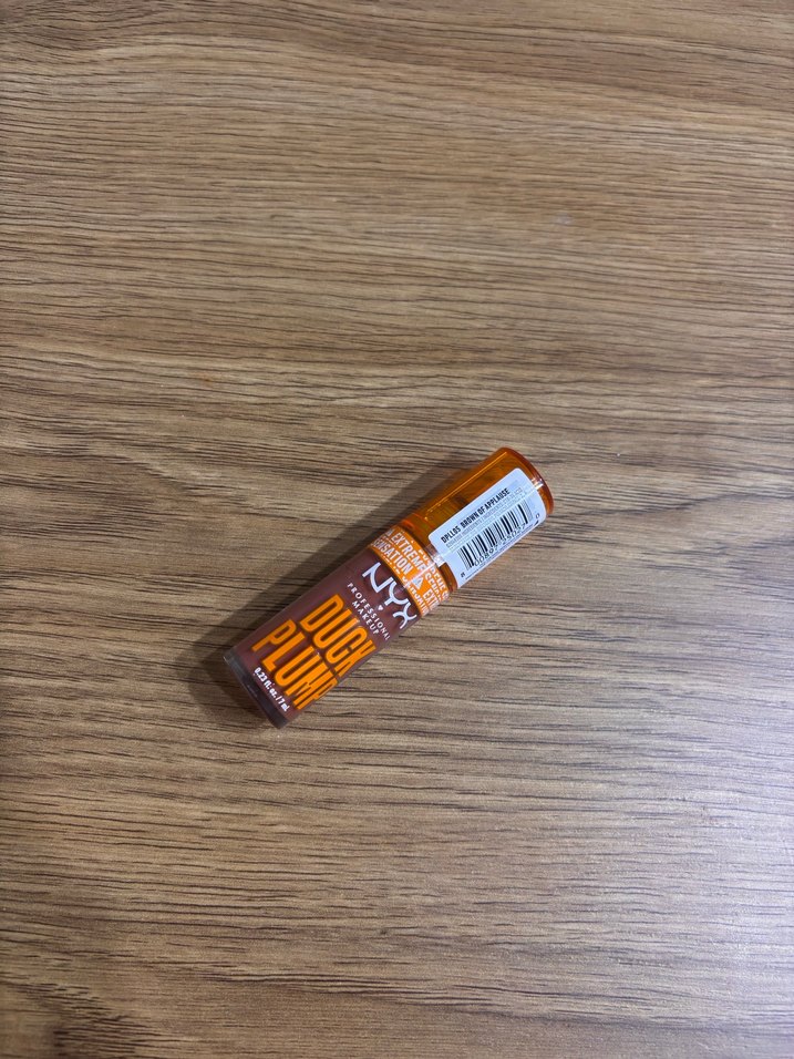 NYX Duck Plump Dudak Parlatıcısı 05 Brown of Applause - Görsel 3