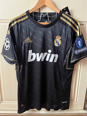 Adidas Ronaldo real madrid 11/12 forması 2011 7
