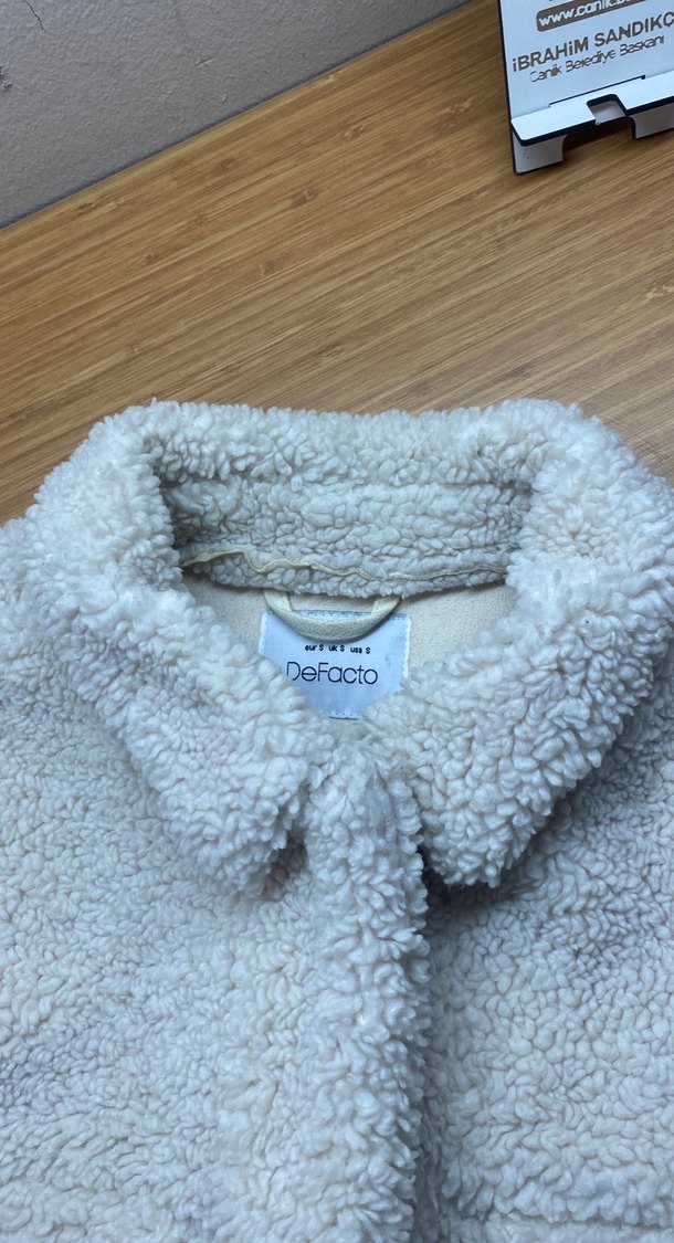 Beyaz Peluş Kısa Kadın Ceket - Görsel 4