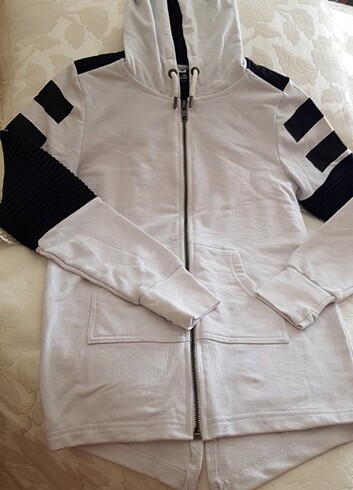 Beyaz sweatshirt, yeni, şik, kaliteli, xs