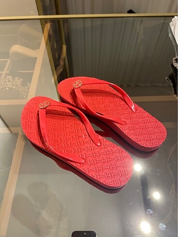 Tommy hilfiger terlik