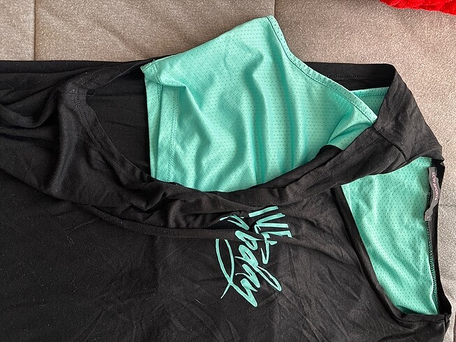 LC Waikiki Crop bluz