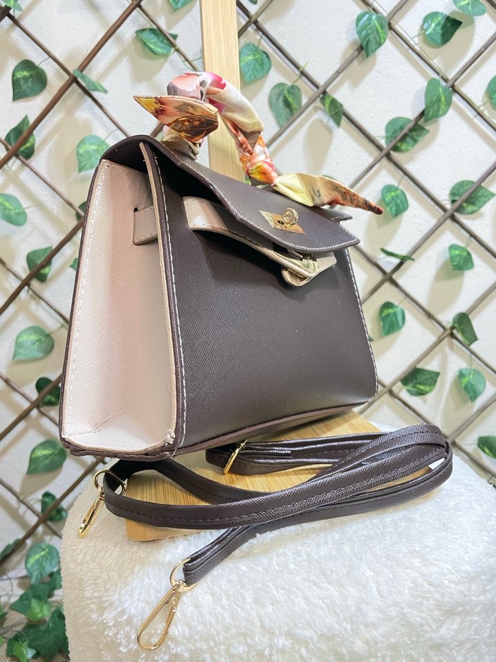 Kahverengi Deri Kadın Çanta - Görsel 2