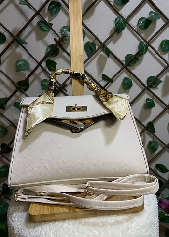 Beyaz Deri Kadın Çanta Yılan Desenli Tokalı - Görsel 2