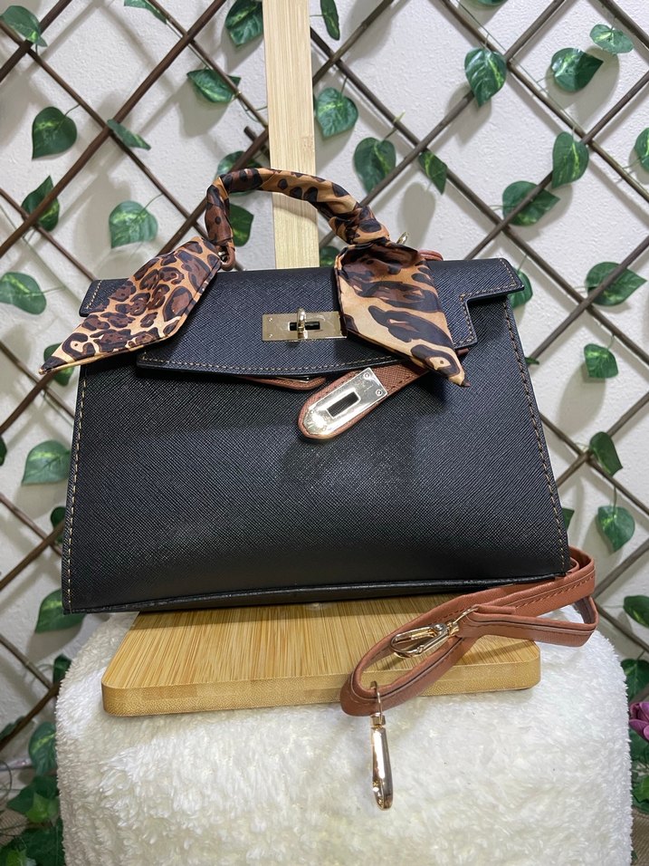 Kahverengi Yılan Desenli Tokalı Deri Kadın Çanta - Görsel 2