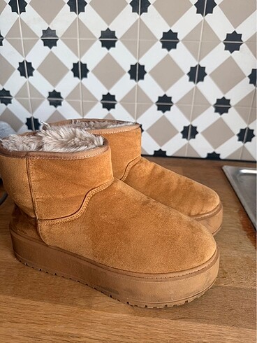 Bershka ugg