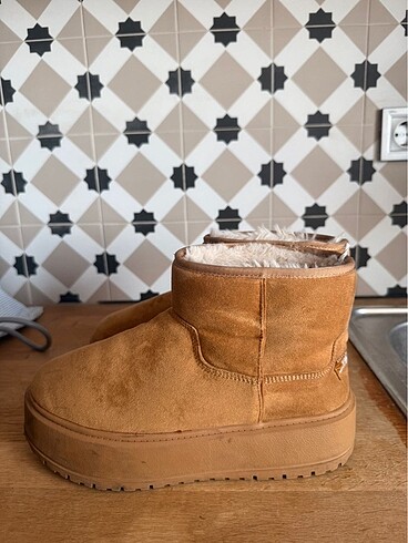 40 Beden Bershka ugg