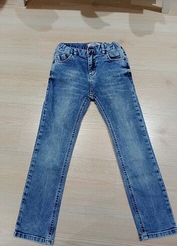 8 Yaş Beden Lcw kot pantolon