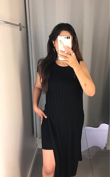 m Beden siyah Renk Siyah Yanları Yırtmaçlı Elbise