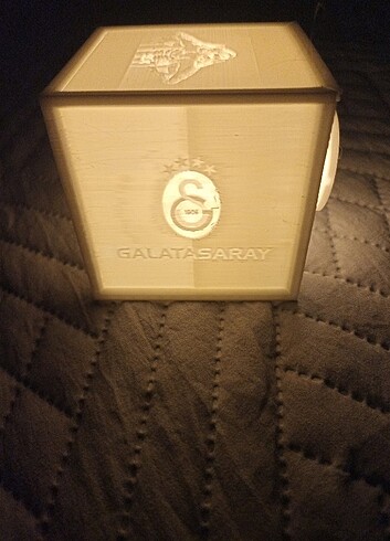 Beden beyaz Renk İcardi baskılı Galatasaray gece lambası