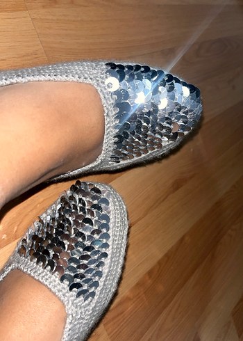 Gri el  Örgü Boncuklu patik - Görsel 2