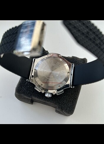 Beden siyah Renk Hublot Feneve erkek kol saati
