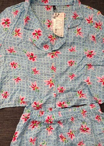 40 Beden Mavi Çiçek Desenli Kadın Mini Pijama Takımı