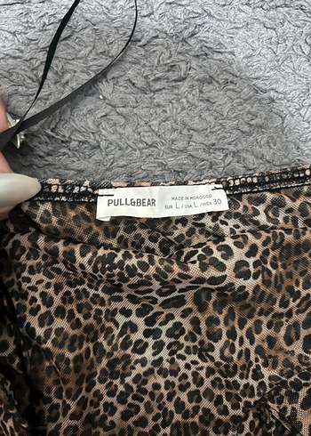 Pull and Bear boyundan geçirmeli body