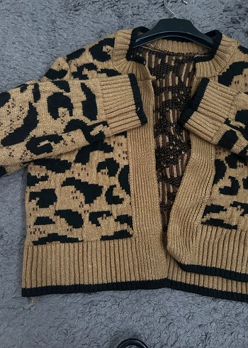 Kahverengi Leopar Desenli Örgü Kadın Hırka - Görsel 3
