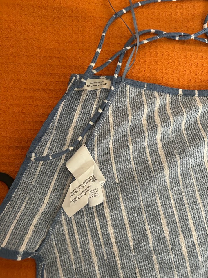 Gri Bağcıklı Halter Yaka Crop Top - Görsel 3