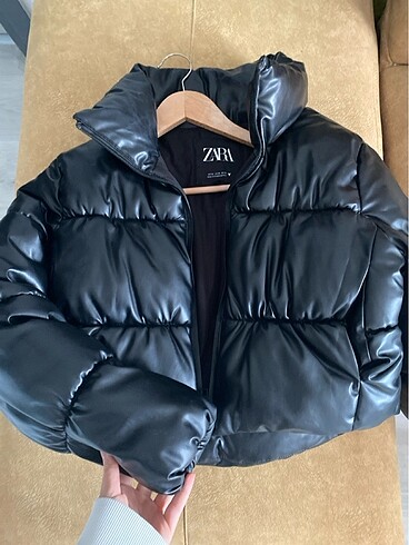 Siyah zara şişme mont