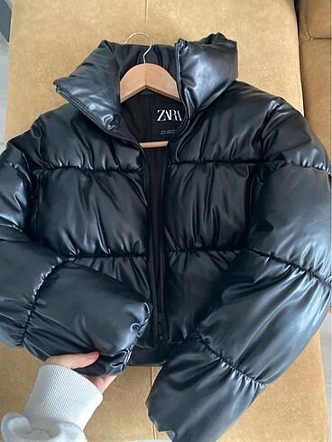 Zara Siyah zara şişme mont