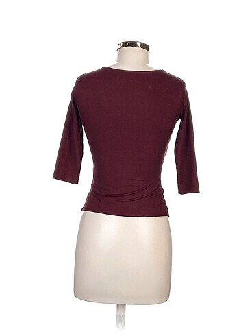 xs Beden Bershka Bluz %70 İndirimli.