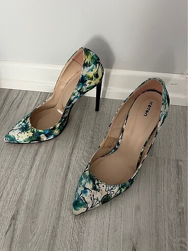 Koton stiletto topuklu ayakkabı
