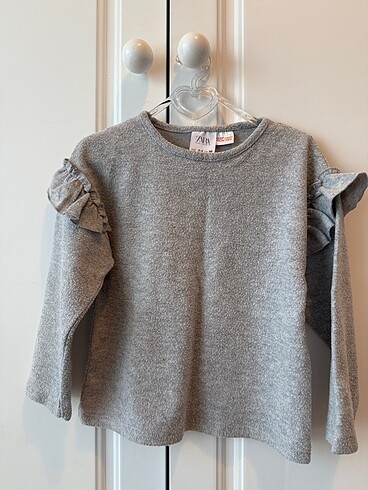 Zara sweat