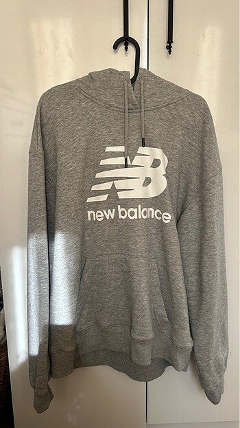New Balance Kapüşonlu Sweatshirt Gri