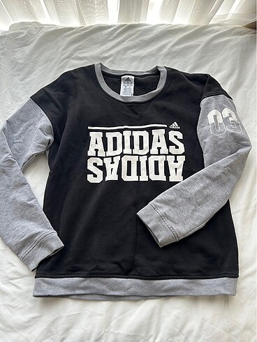 Adidas Sweatshirt
